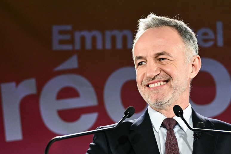 Foto del candidato sindaco di Parigi Emmanuel Gregoire